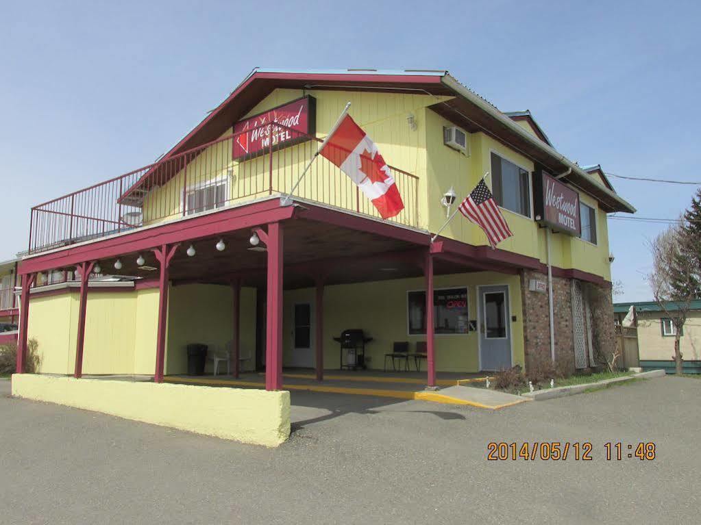 Westwood Motel 100 Mile House Exterior foto